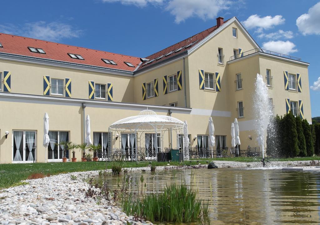 Grandhotel Niederoesterreichischer Hof Lanzenkirchen Zewnętrze zdjęcie